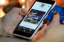 Marzec w e-commerce przyniósł wyhamowanie spadków z początku roku (fot. mat. prasowe)