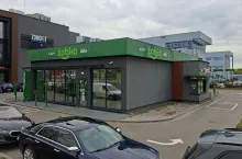 Na zdj. Żabka Drive w Piasecznie, kwiecień 2026 r. (fot. wiadomoscihandlowe.pl)