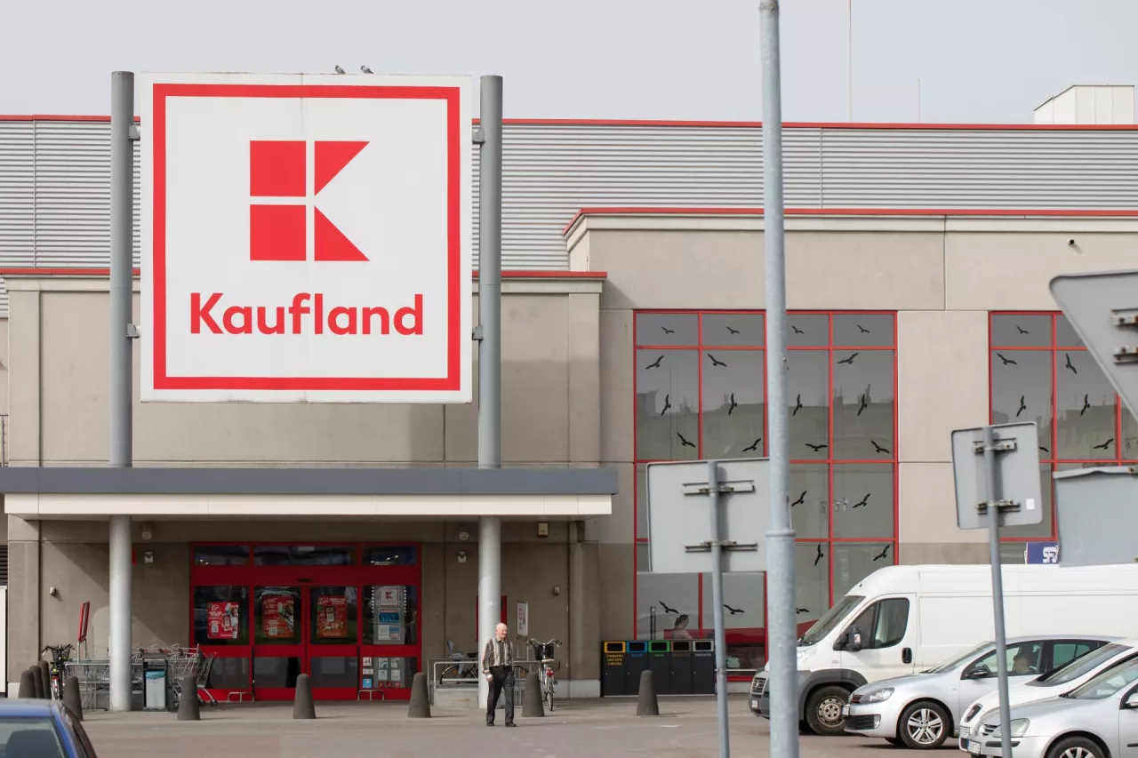 Na zdj. sklep sieci Kaufland (fot. Szymon Mucha/Shutterstock)