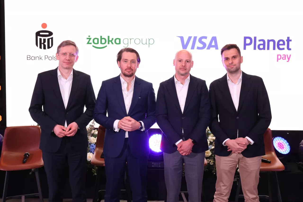 W projekt Żappka Pay zaangażowana jest fintechowa liga mistrzów: Żabka, Visa, PKO BP oraz Planet Pay (fot. Żabka)