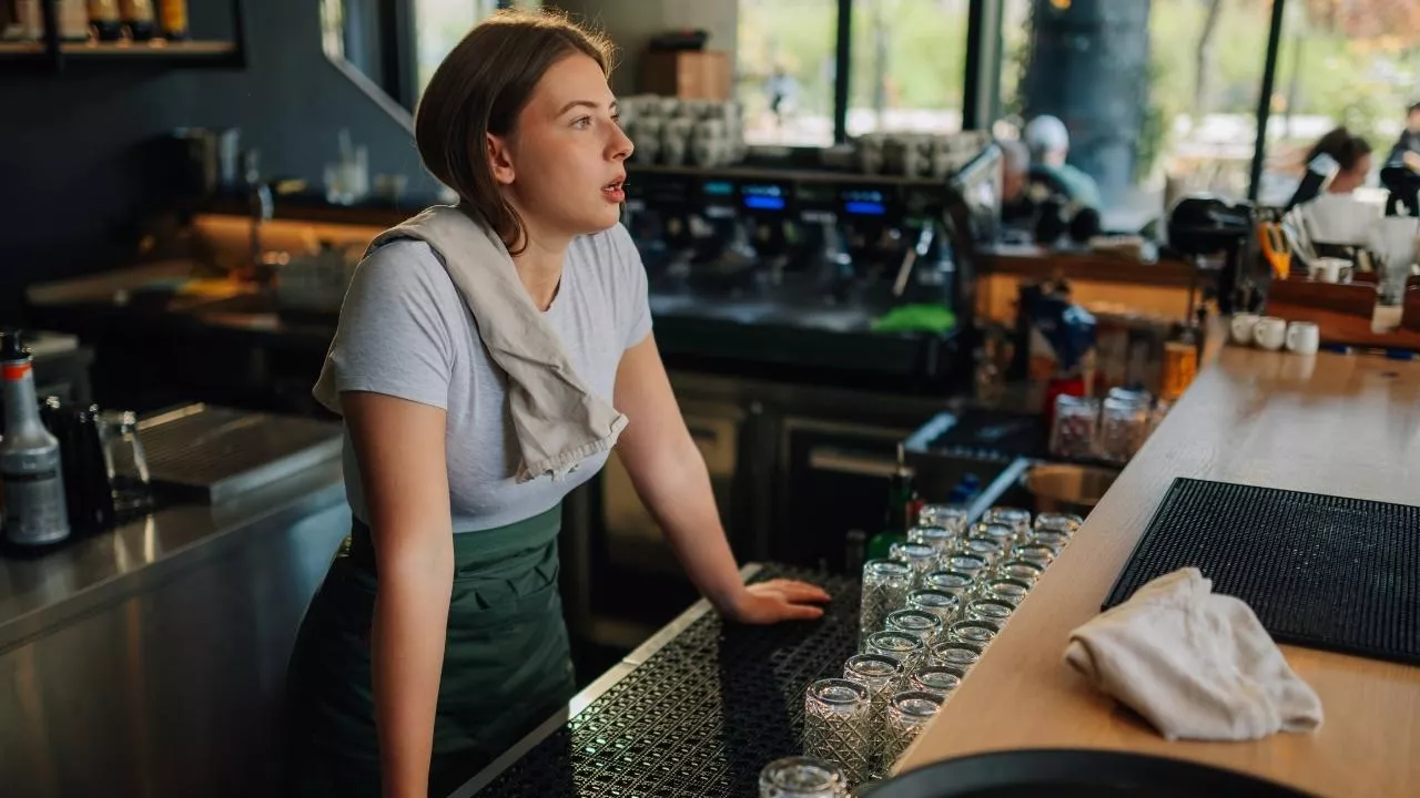 Aż 1/3 zatrudnionych obawia się utraty pracy (fot. Shutterstock)