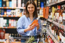 Dane o sprzedaży detalicznej okazały się pozytywnym zaskoczeniem (fot. Shutterstock)