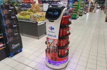 Kerfuś, ”maskotka” sieci Carrefour (fot. wiadomoscihandlowe.pl)