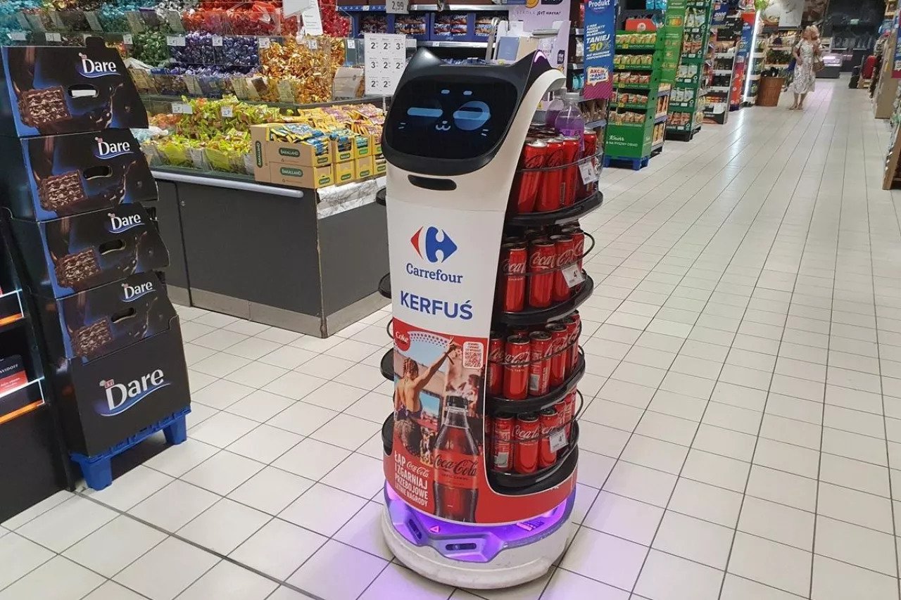 Kerfuś, ”maskotka” sieci Carrefour (fot. wiadomoscihandlowe.pl)