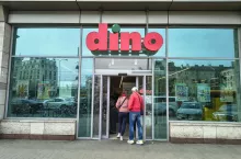 Supermarket sieci Dino przy ul. Kijowska 1 w Warszawie