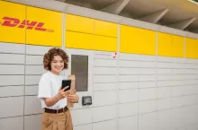 DHL upraszcza proces zwracania towarów zakupionych online (fot. mat. prasowe)