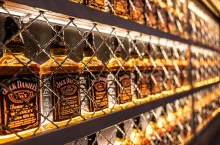 Butelki Jack Daniel‘s (fot. Shutterstock)