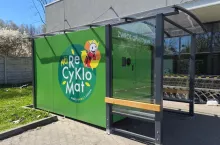 Biedronka posiada obecnie przeszło 3,5 tys. recyklomatów w Polsce (fot. Shutterstock)