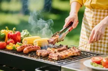Sezon grillowy 2026 przynosi zmiany (fot. Shutterstock)
