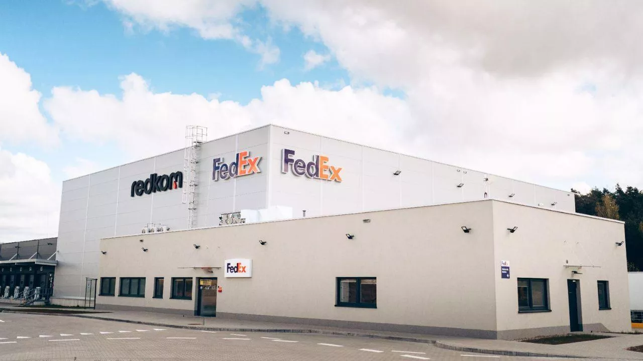 FedEx otwiera nowe centrum logistyczne w Olsztynie tuż przy S16 (fot. FedEx)