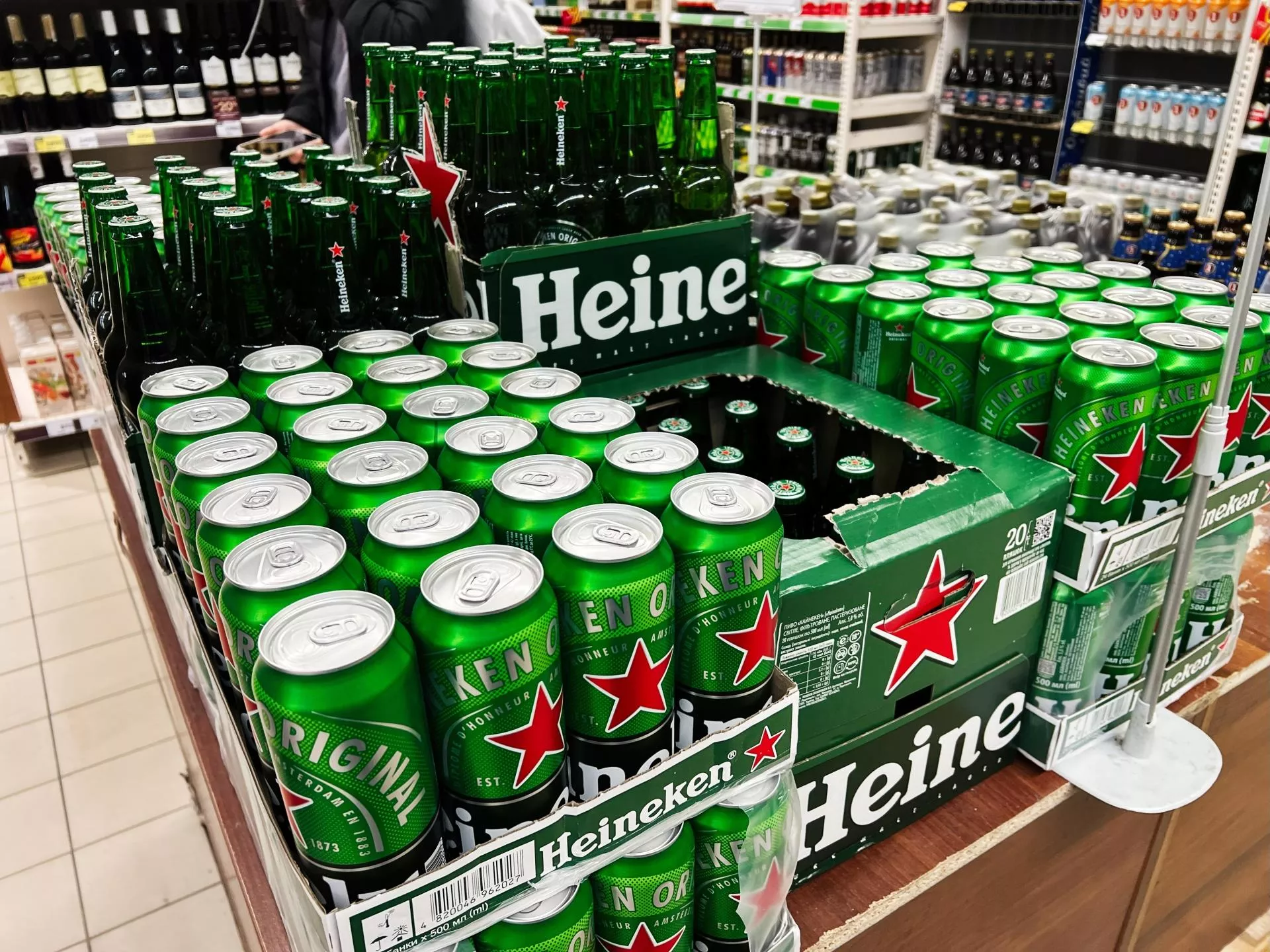 System kaucyjny uderza w Heinekena. Dwucyfrowy spadek sprzedaży w Polsce