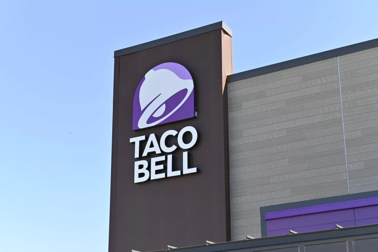 MEDINA, OHIO - SEPTEMBER 29: Taco Bell restaurant exterior on September 29, 2025 in Medina, Ohio. (Photo by Duane Prokop/Getty Images for Taco Bell)