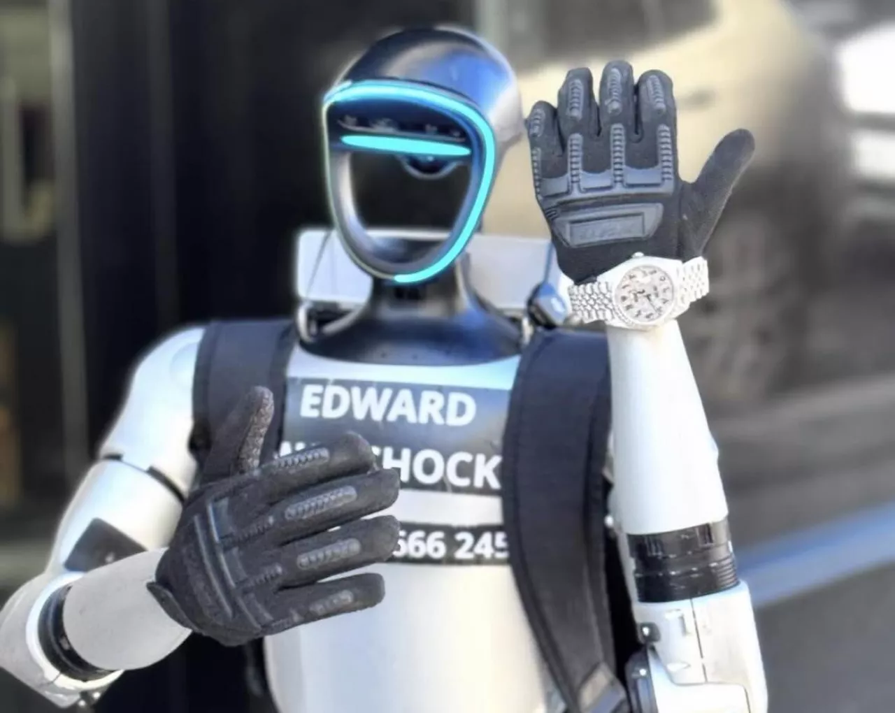 Pierwszy polski robot-influencer Edward Warchocki (fot. facebook.com)