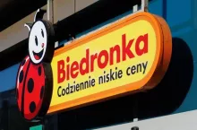 Słynna Biedronka przy al. Solidarności na warszawskiej Woli zostanie zburzona (fot. Shutterstock)