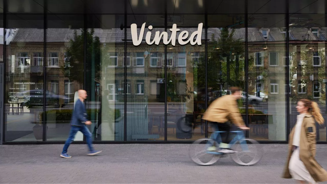 Użytkownicy Vinted w rok zaoszczędzili 21,6 mld euro. Skąd ta kwota? (fot. Vinted)