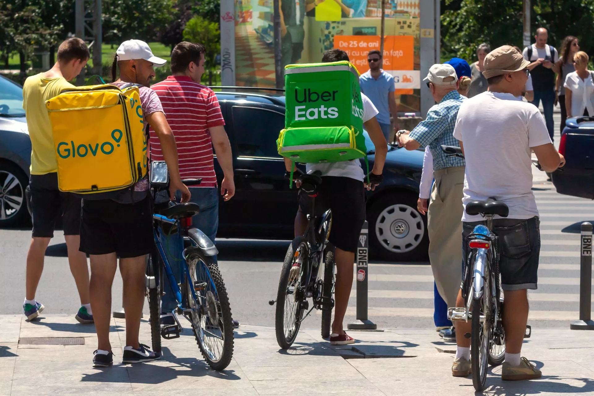 Szykuje się wielka fuzja na rynku delivery? Uber może przejąć właściciela Glovo