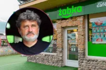 Janusz Palikot szuka pracowników do Żabki. Czy kontrowersyjny biznesmen stanie za ladą? (fot. mat. prasowe)