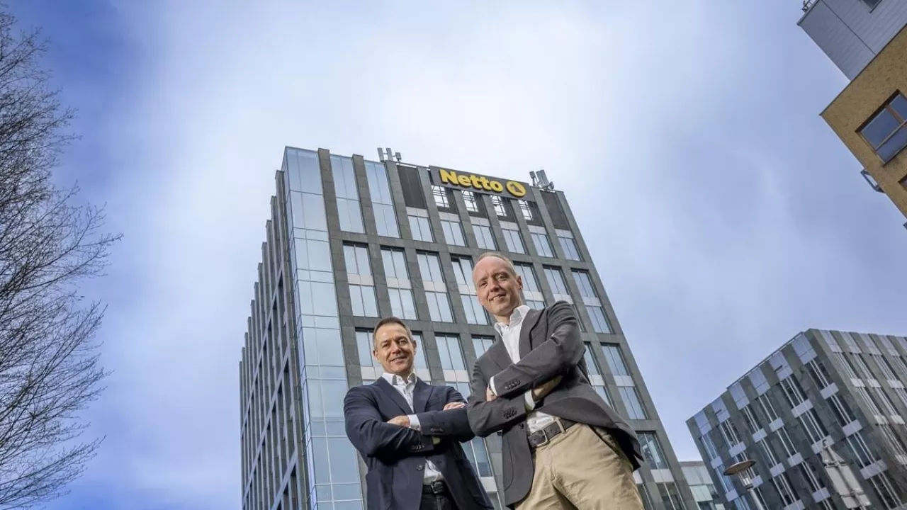 Brian Olesen, prezes Netto Polska i Anders Hagh, prezes Salling Group (fot. Piotr Waniorek/zelaznastudio.pl)