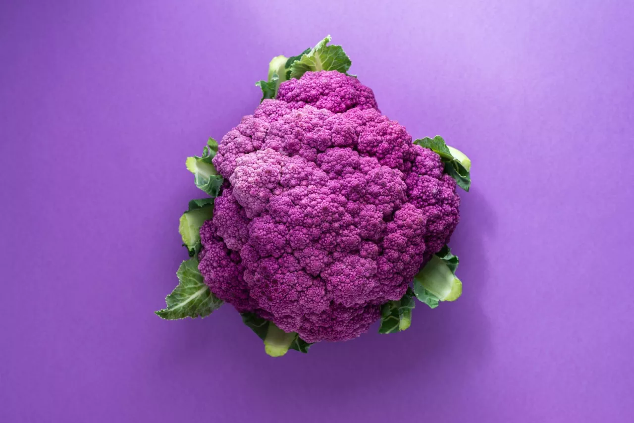 Od ubrań po żywność. Fiolet staje się hitem sprzedaży (fot. Shutterstock)