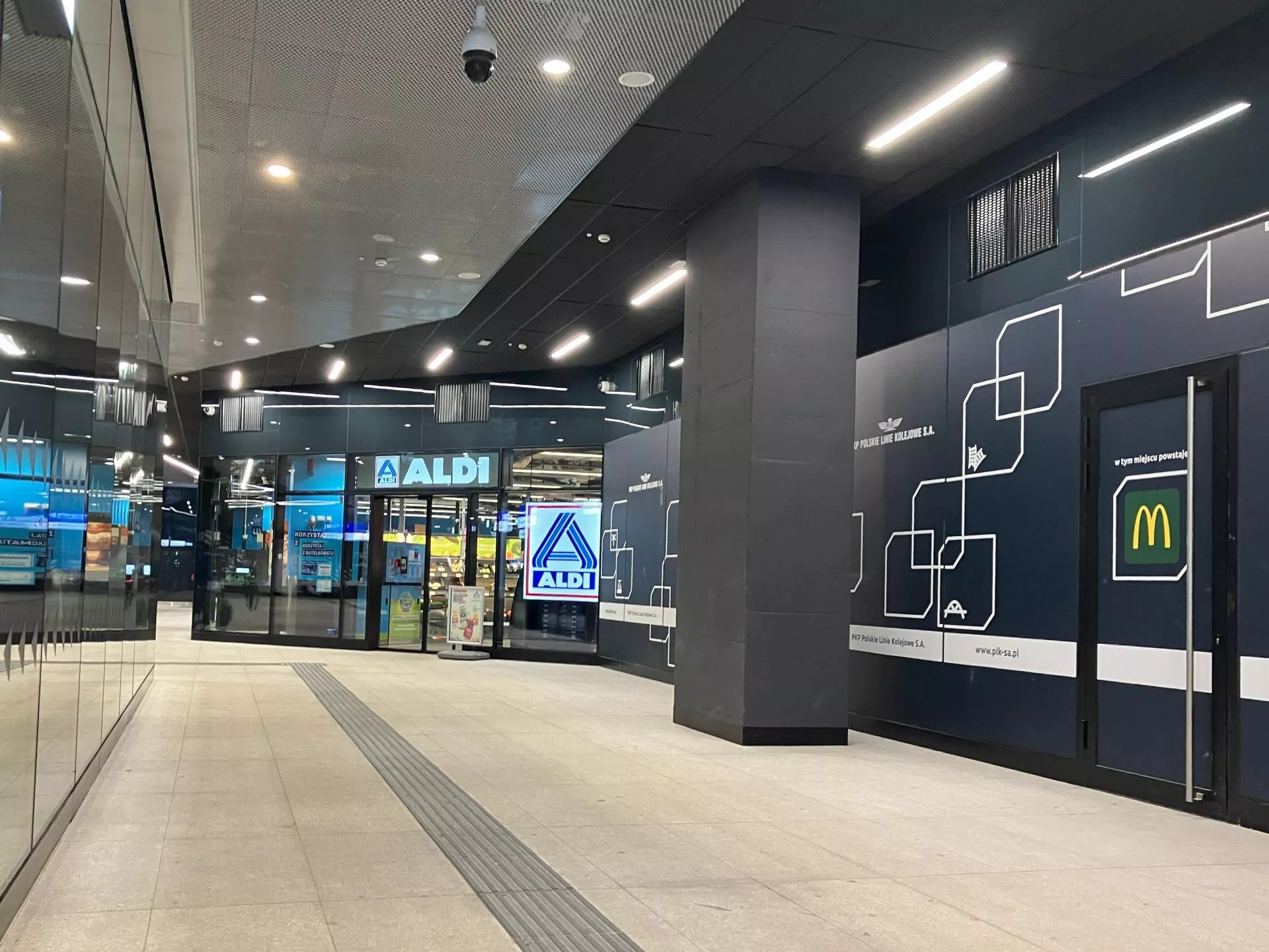 Travel retail w Polsce zmienia się. Mieszają w nim choćby dyskonty