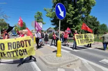 Po proteście przed siedzibą Dino przyszedł czas na dalsze działania (fot. wiadomoscihandlowe.pl)