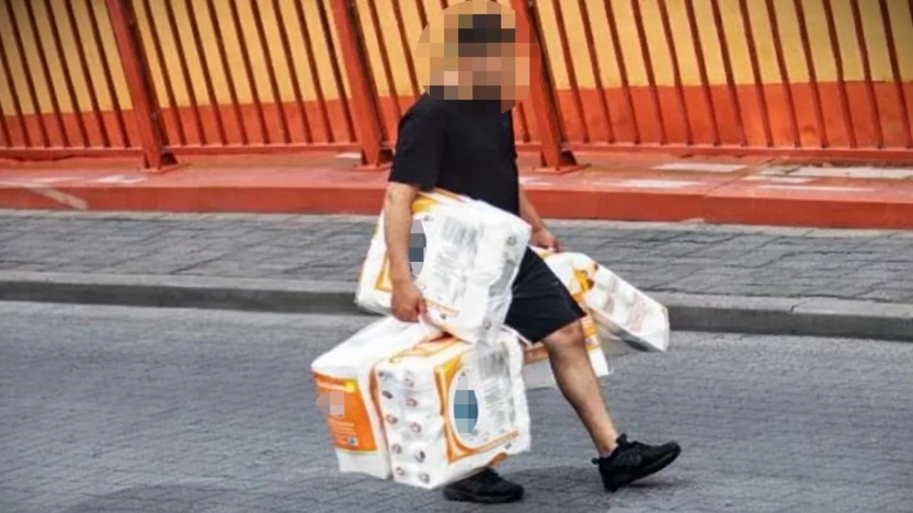 42‑latek ukradł ze sklepu 1800 rolek papieru toaletowego (fot. Policja)