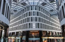 Co trzecia galeria handlowa w Polsce ma już ponad 20 lat (fot. Shutterstock)