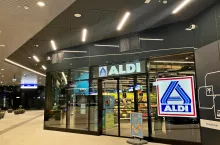 Sklep Aldi w formacie Compact 2.0 na dworcu Warszawa Zachodnia (fot. Sebastian Rennack)