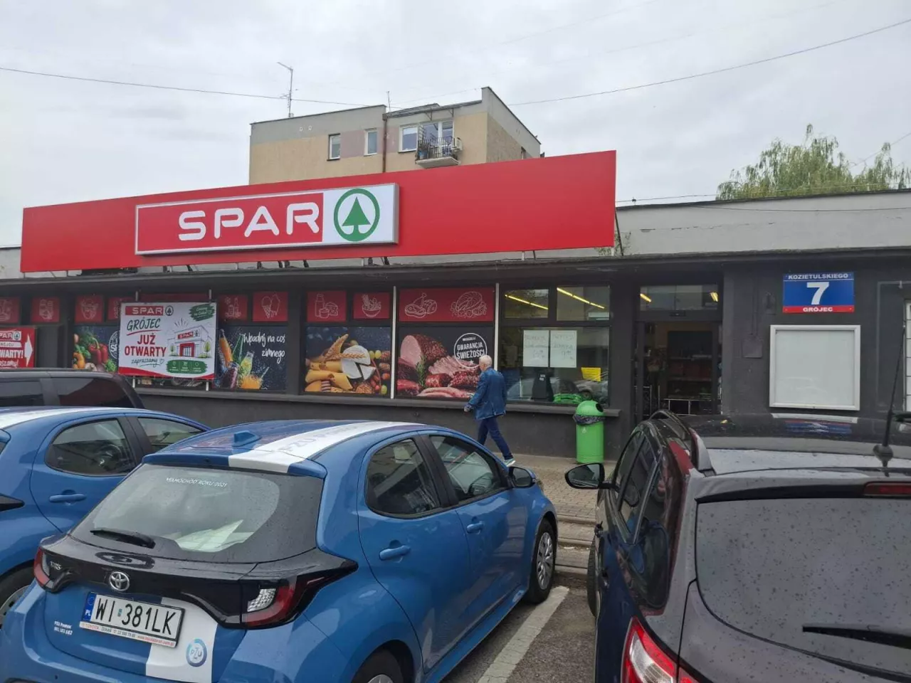 Sklepy SPAR przejmują lokalizacje sieci Delikatesy Centrum