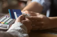 Czy karta kredytowa wpływa na zdolność kredytową?