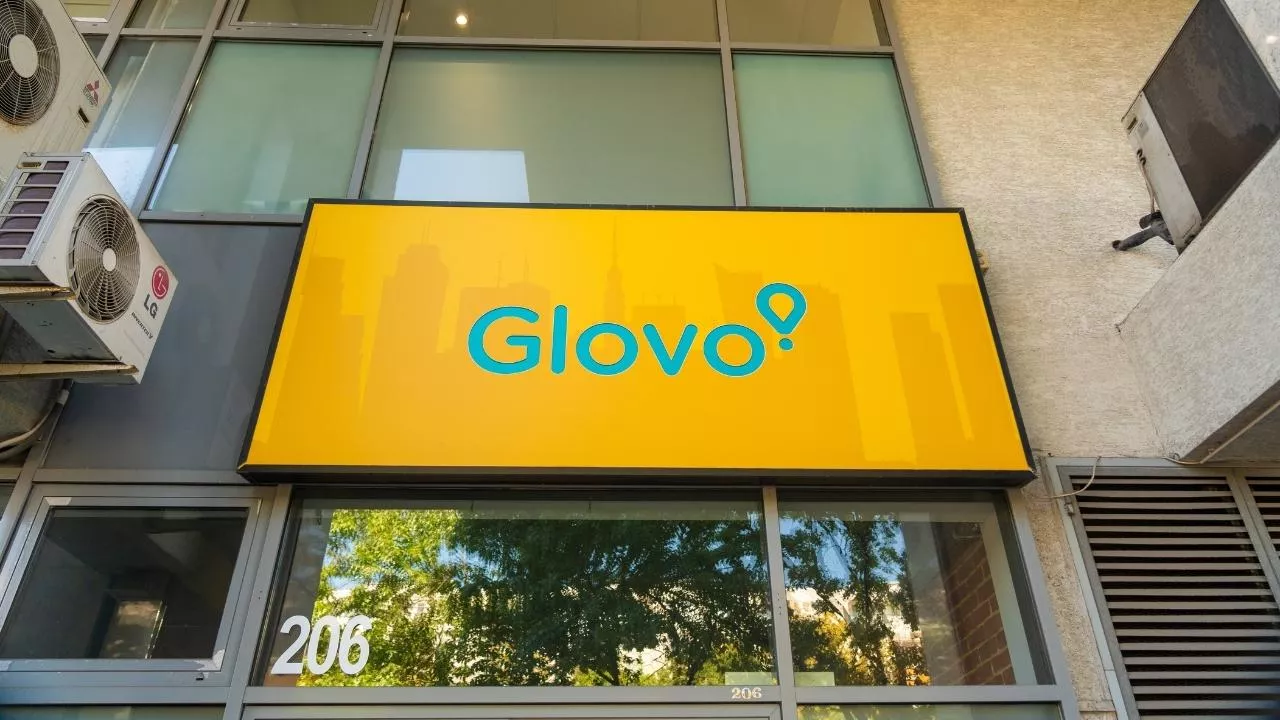 Glovo szuka dyrektora q-commerce w Polsce (fot. Shutterstock)