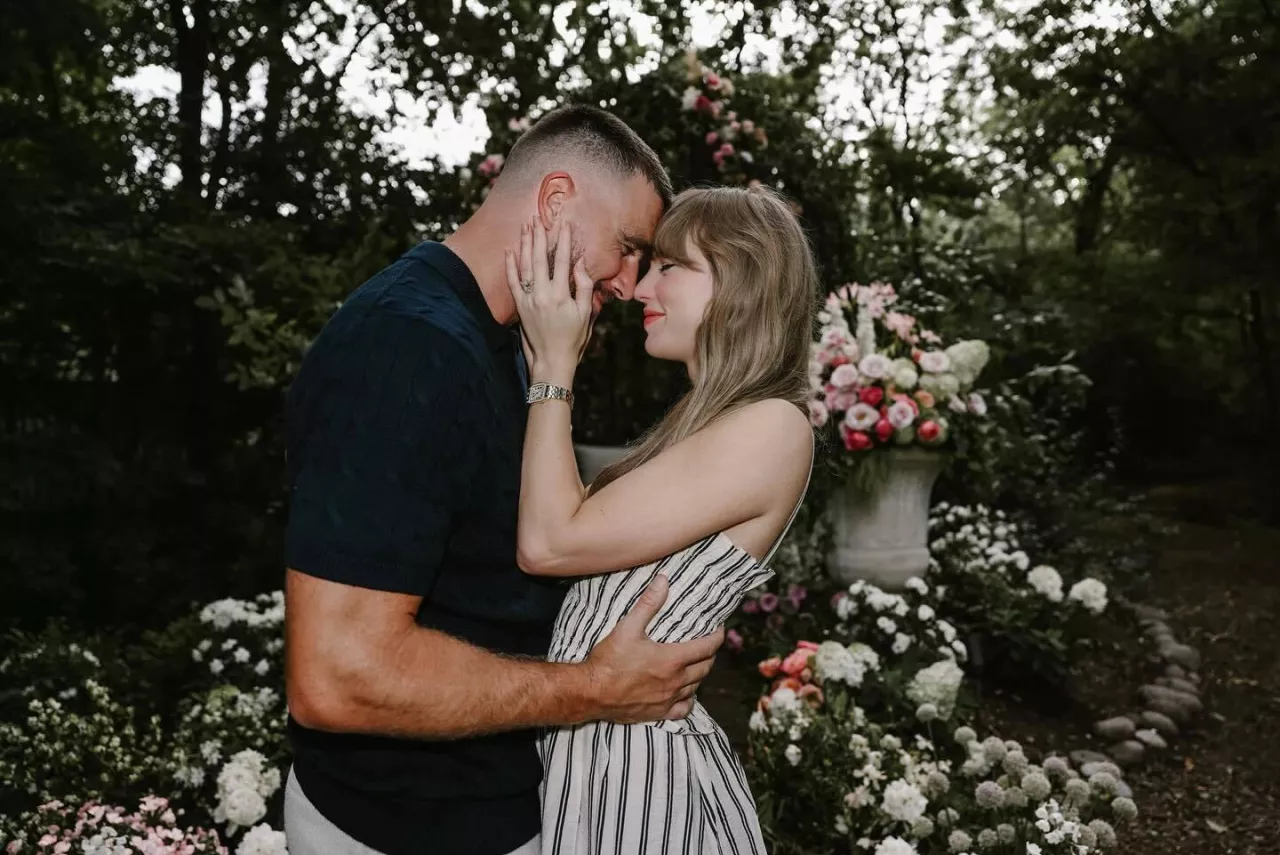 Taylor Swift z Travisem Kelce (fot. za Instagram Taylor Swift/Travis Kelce)