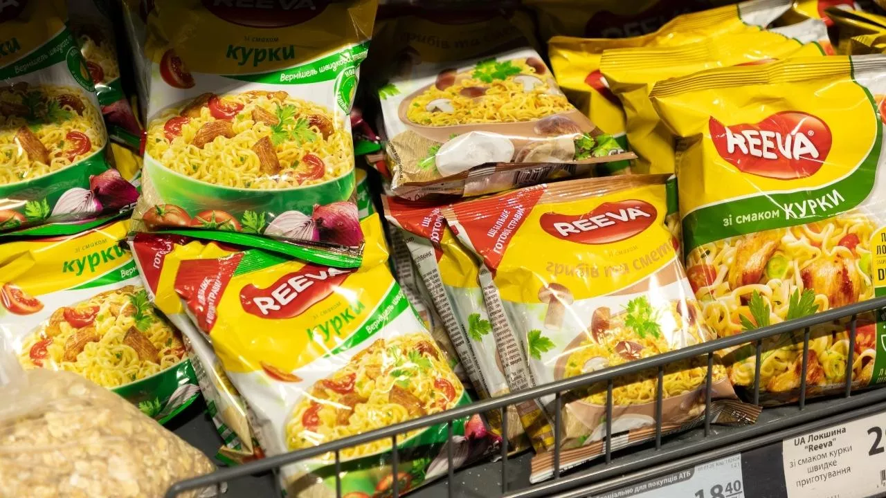Europejskie służby wycofują zupki instant Reeva Foods z powodu salmonelli (fot. Shutterstock)