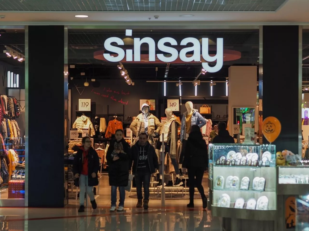 Sinsay otworzył 2500. sklep. LPP przyspiesza ekspansję zagraniczną (fot. Shutterstock)