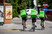 Uber złożył ofertę przejęcia Delivery Hero wartą 14,8 mld dolarów (fot. Uber Eats)