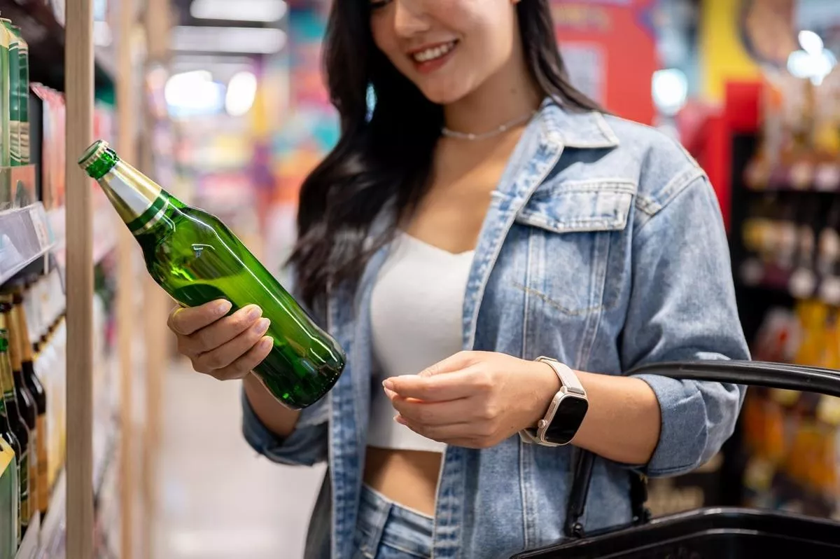 Sejmowa komisja łączy dwa projekty w zakresie ograniczeń w sprzedaży alkoholu. Co z pozostałymi?