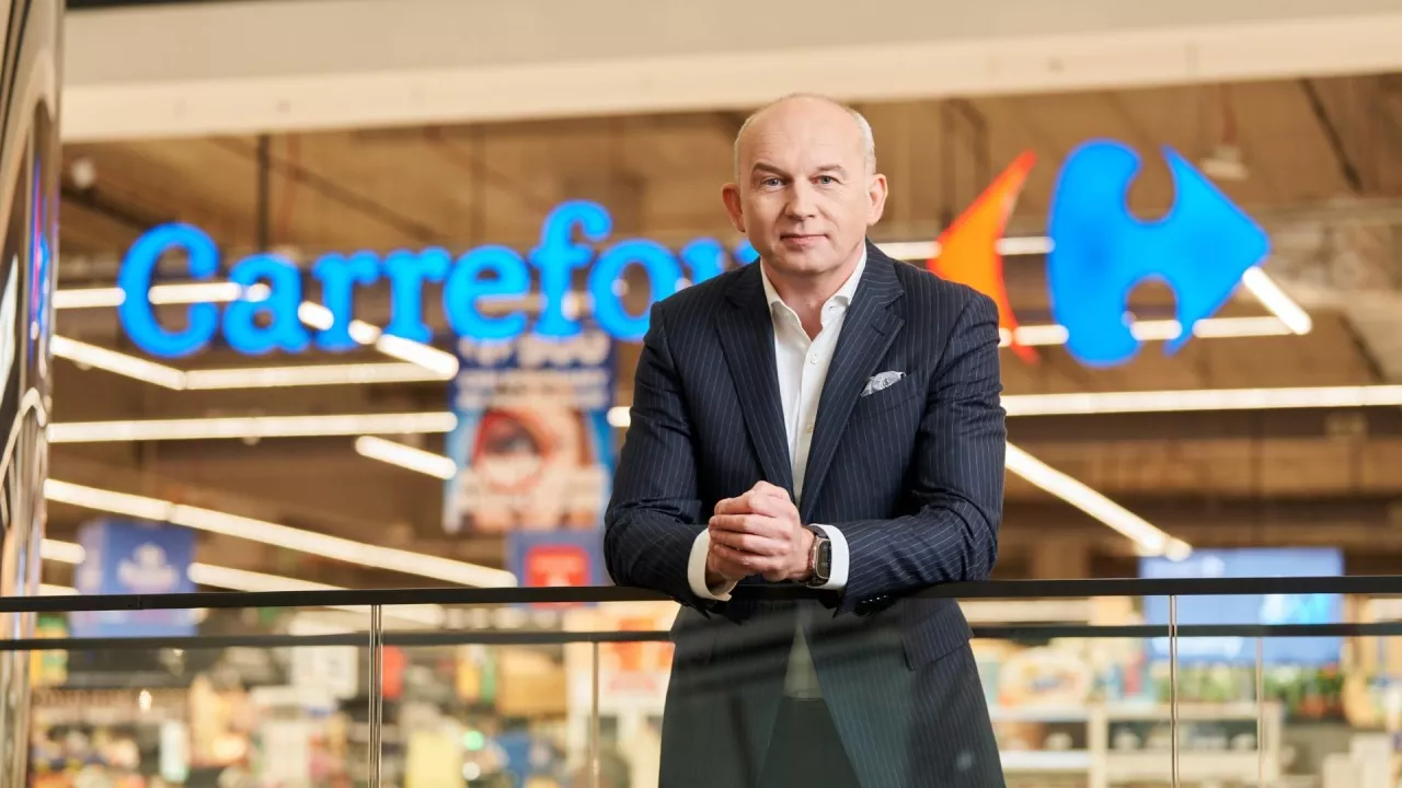 Carrefour tnie ceny i hipermarkety. Prezes zdradza, co dalej z siecią w Polsce. WYWIAD z Tomaszem Waligórskim (fot. wiadomoscihandlowe.pl)