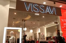 Vissavi kończy działalność w galeriach handlowych. Trwa wyprzedaż kolekcji (fot. Shutterstock)<br>
 