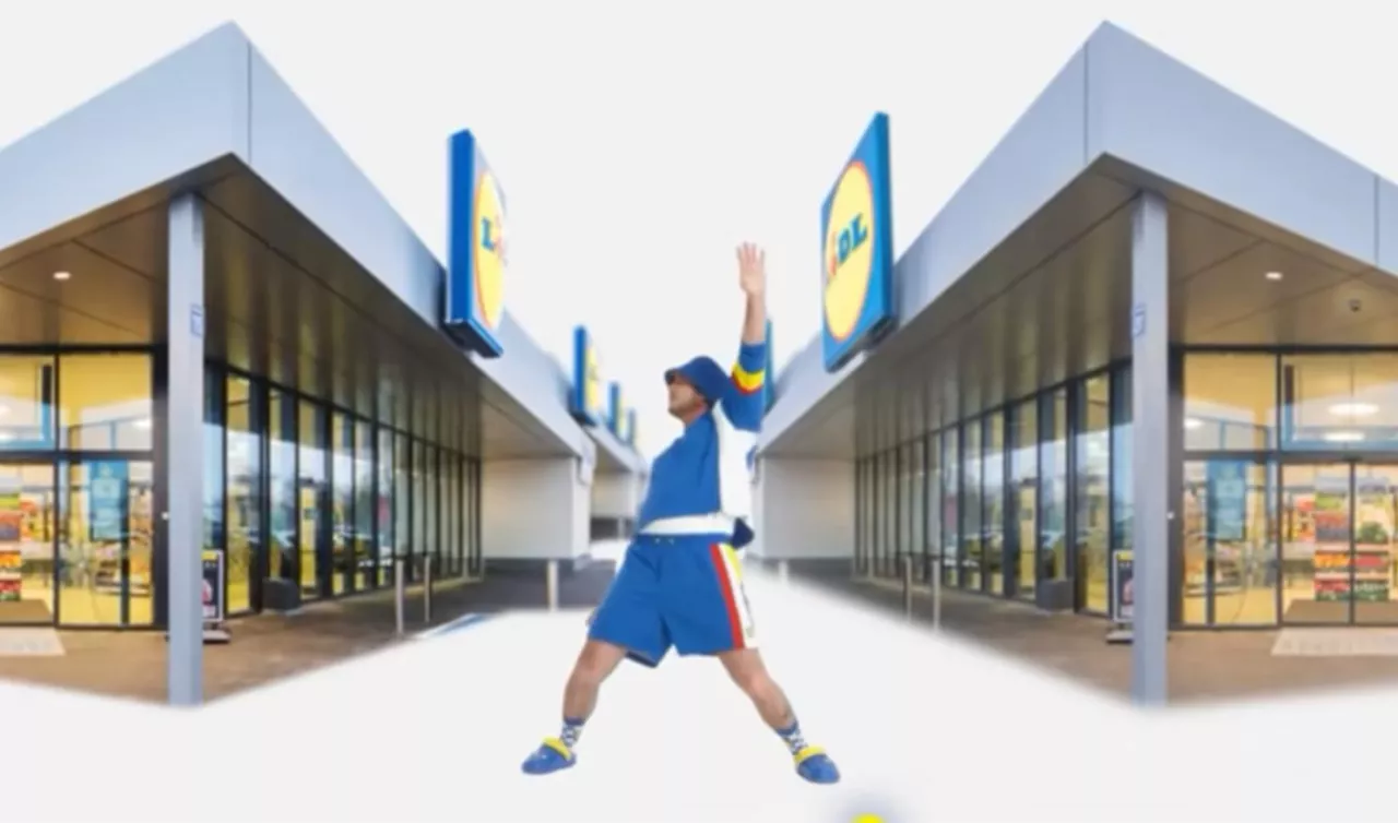 Lidl przerobił hit Bartka Wrony. Tak świętuje otwarcie 1000. sklepu (fot. Linkedin)