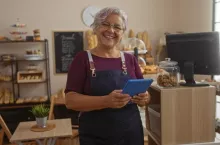 Rośnie średni wiek pracowników w handlu (fot. Shutterstock)