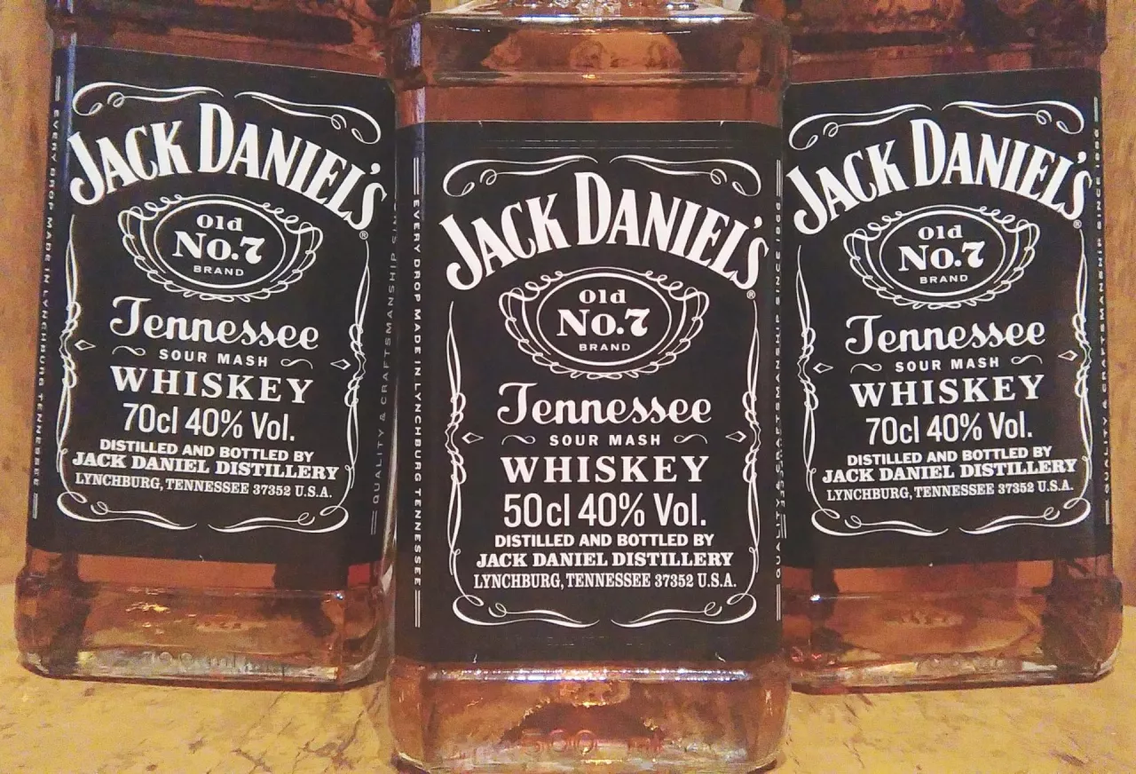 Jack Daniel‘s zostaje w rodzinie. Brown-Forman nie przyjął oferty przejęcia (fot. Pixabay)