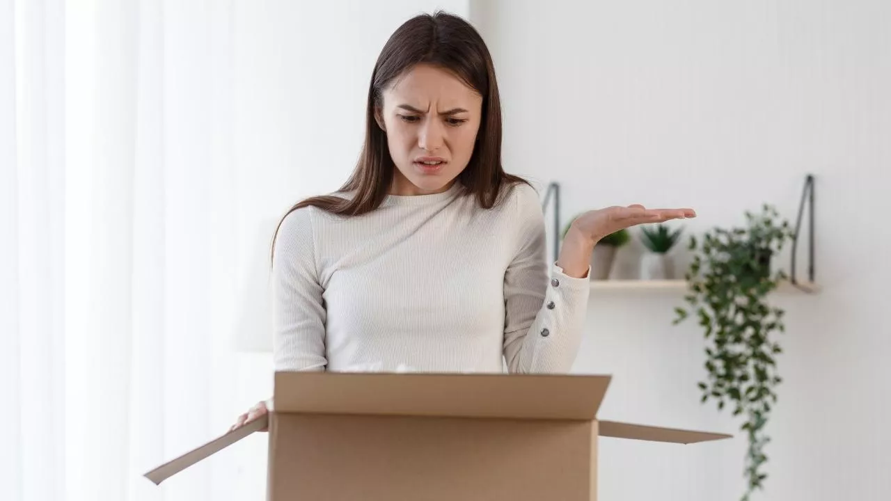 Raport TrustMate: 7 praktyk e-sklepów przy zwrotach i reklamacjach (fot. Shutterstock)