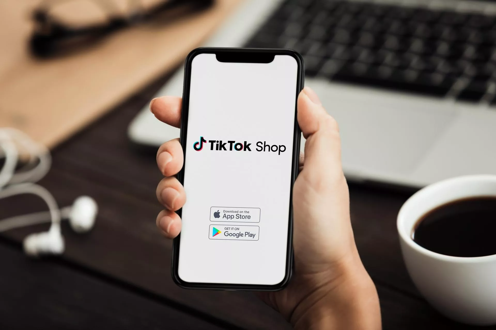 Live commerce rośnie w Polsce. Powstaje nowe studio do sprzedaży na TikToku