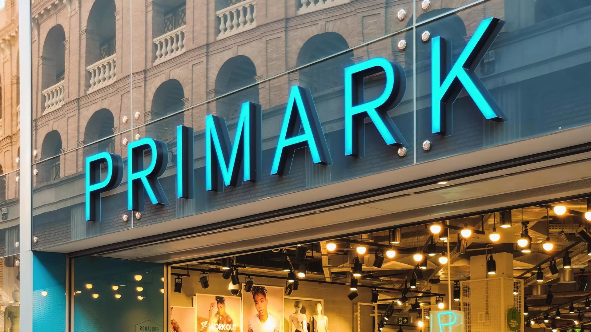 Primark przekracza kolejną barierę. Niebawem będzie miał pół tysiąca sklepów