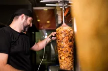 IJHARS przebadała polskie kebaby (fot. Shutterstock)