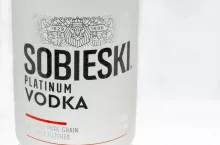 Jak radzi sobie właściciel marki Sobieski? (fot. Shutterstock)