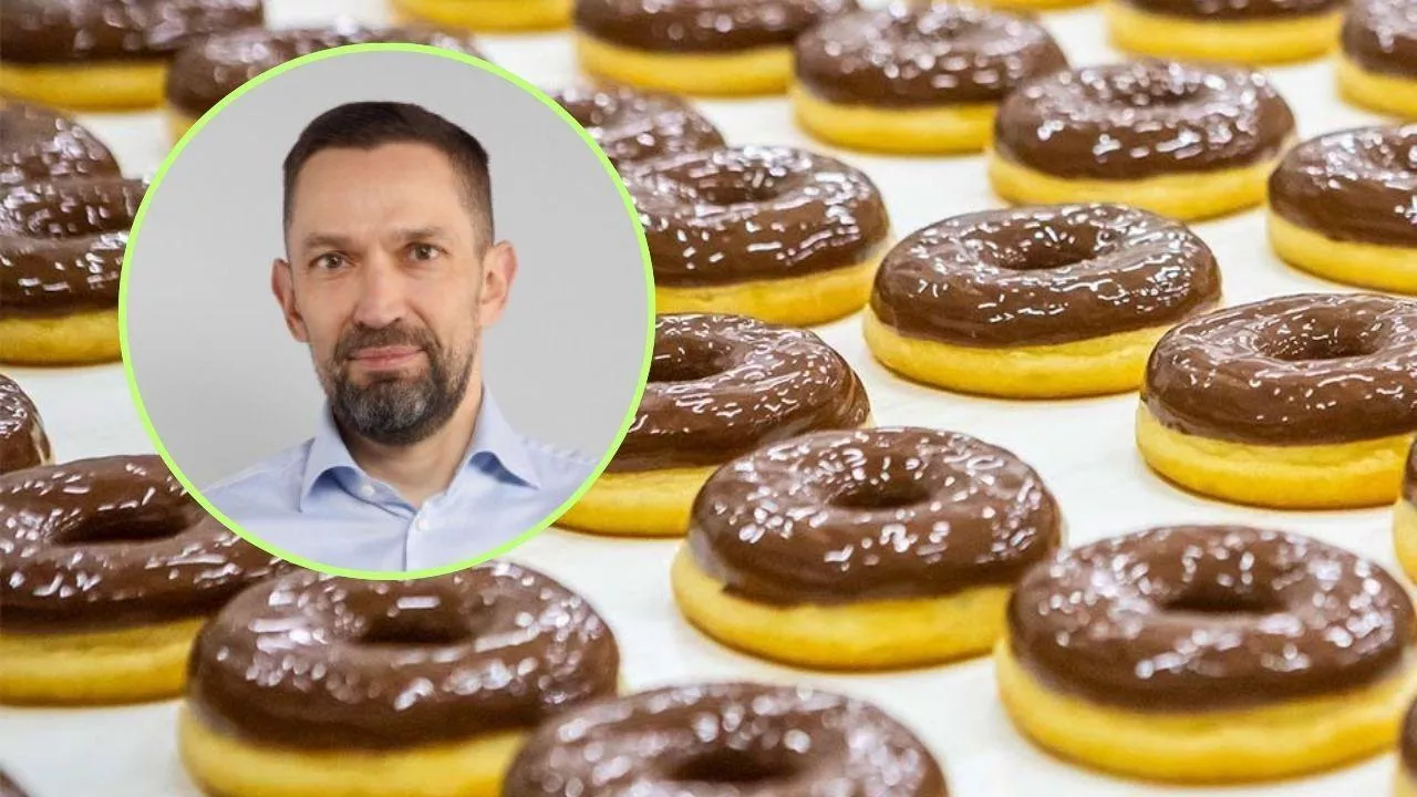 Waldemar Topolski pokieruje ekspansją producenta pączków i donutów (fot. Stokson + LinkedIn)