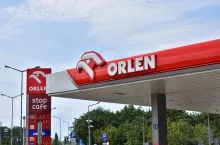 W drugim kwartale 2026 roku segment odpowiedzialny za integrację sprzedaży paliw płynnych, gazu oraz energii elektrycznej w Orlenie przyniósł 1,5 mld zł zysku EBITDA<strong> </strong>(fot. Shutterstock)