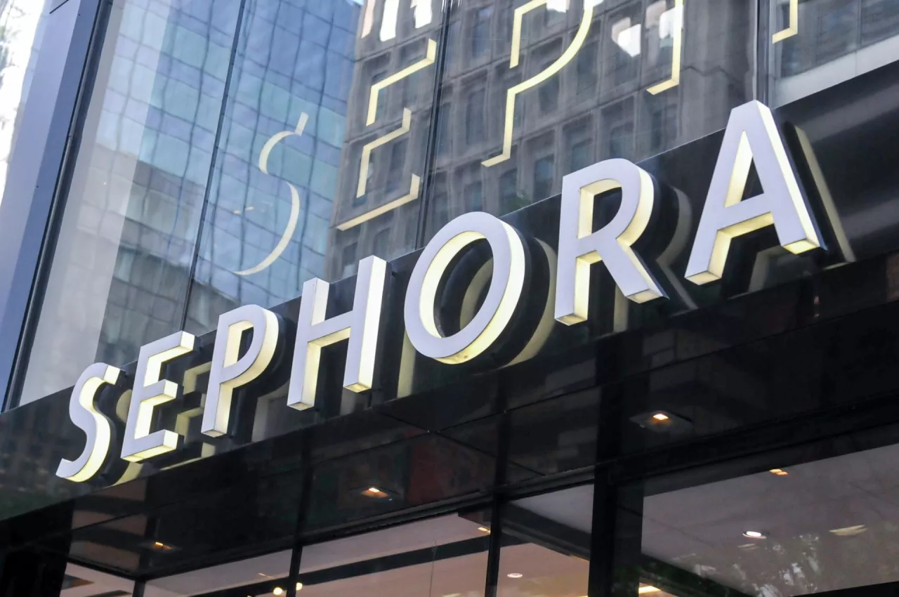 Sephora wprowadza ”ciche godziny”. W Polsce ten pomysł nie jest nowością (fot. Shutterstock)