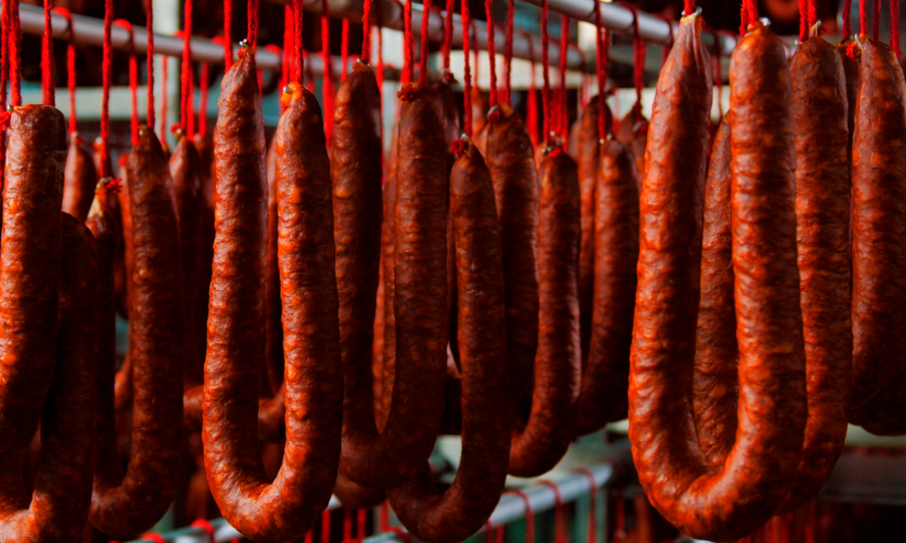 Hiszpańskie chorizo podbija Polskę. Jesień to idealny czas na przepisy z hiszpańskim akcentem

 
